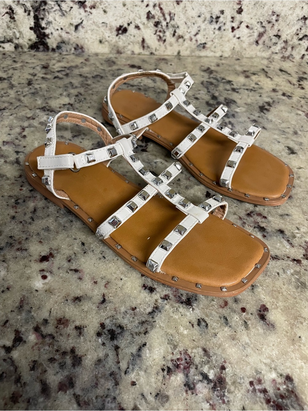 Tahari White Studded Strappy Sandals size 3 summer beach